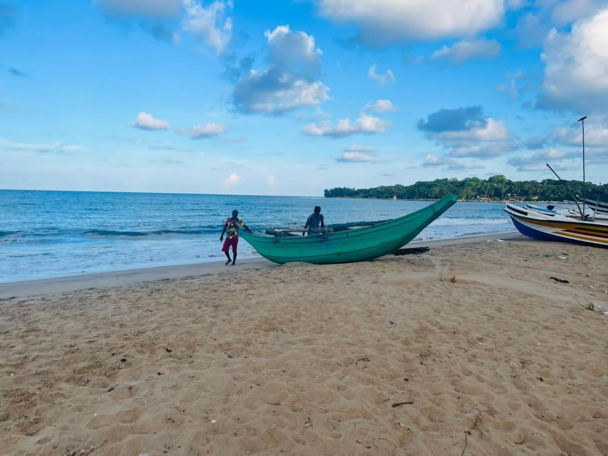 The Bay Hotel Arugam Bay Buitenkant foto